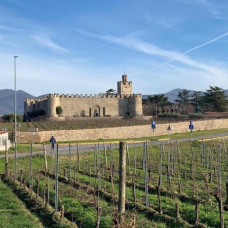 דירות Passirano Franciacorta Flat & Bollicine מראה חיצוני תמונה